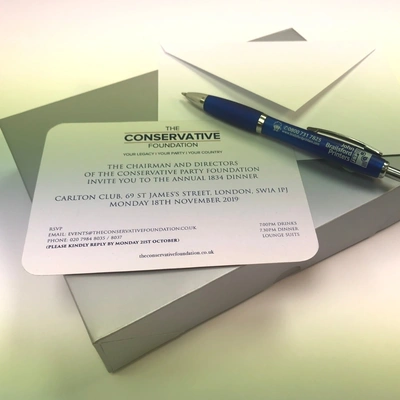 Jbp Round Cornered Gold Edged Formal Invitation Cards & Envelopes